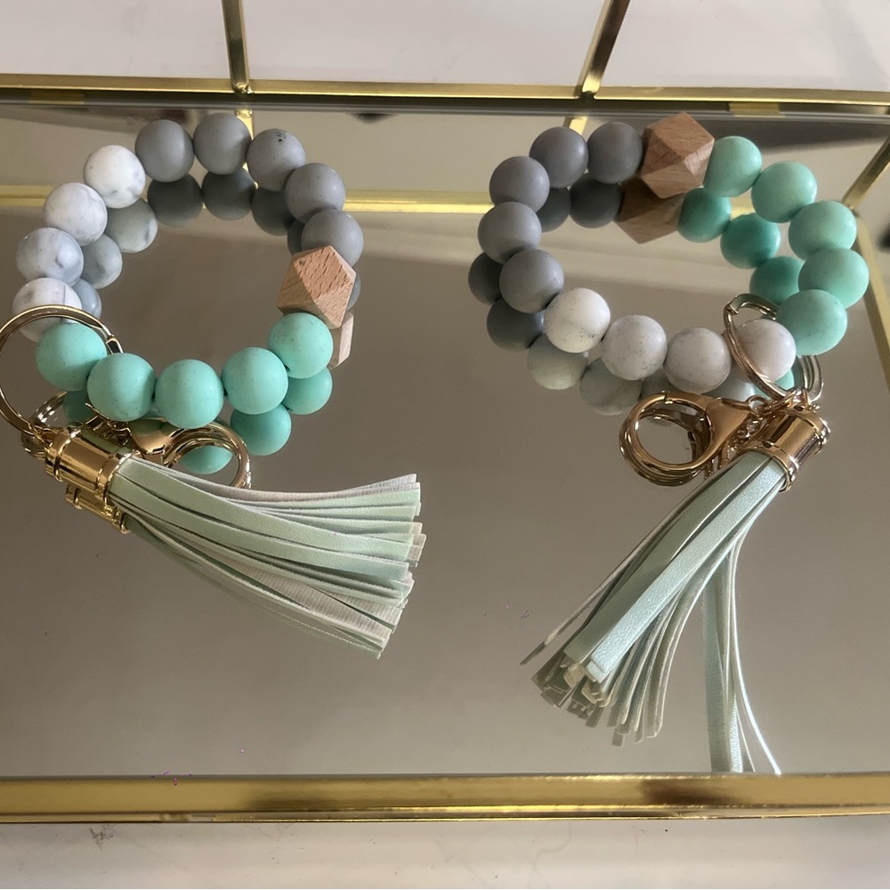 Beautiful bracelet keychains